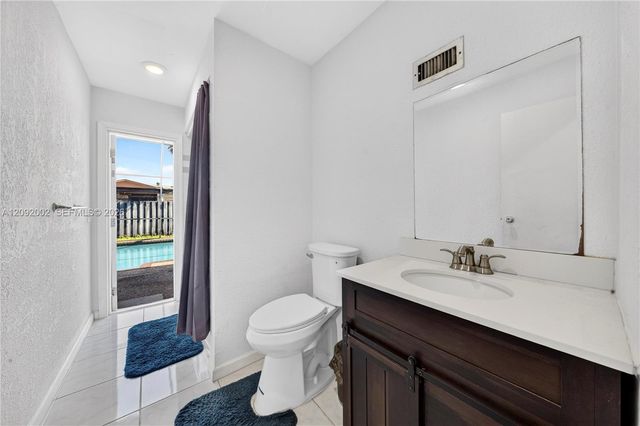 11731 NW 30th Place, Sunrise, FL 33323