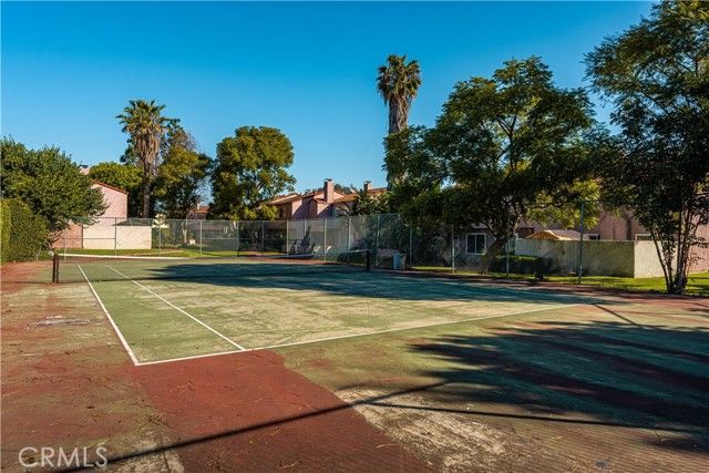 201 Racquet Club, Compton, CA 90220