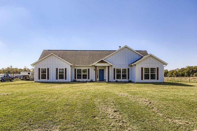 32123 A Howell Road, Waller, TX 77484