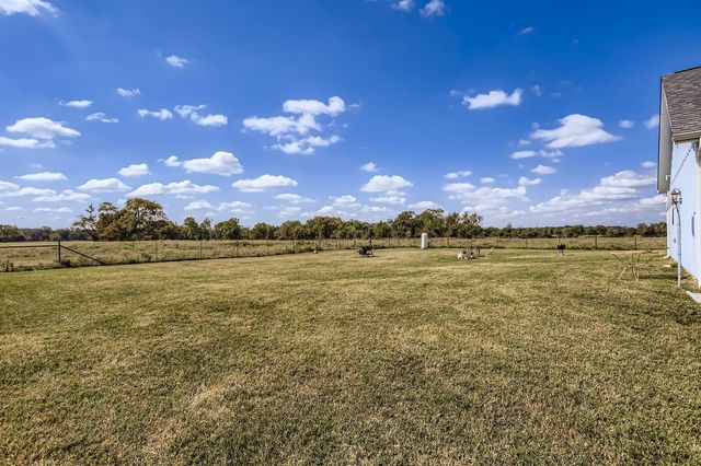 32123 A Howell Road, Waller, TX 77484