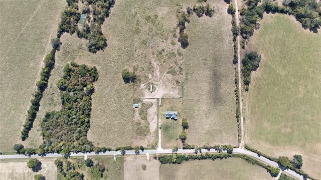 32123 A Howell Road, Waller, TX 77484