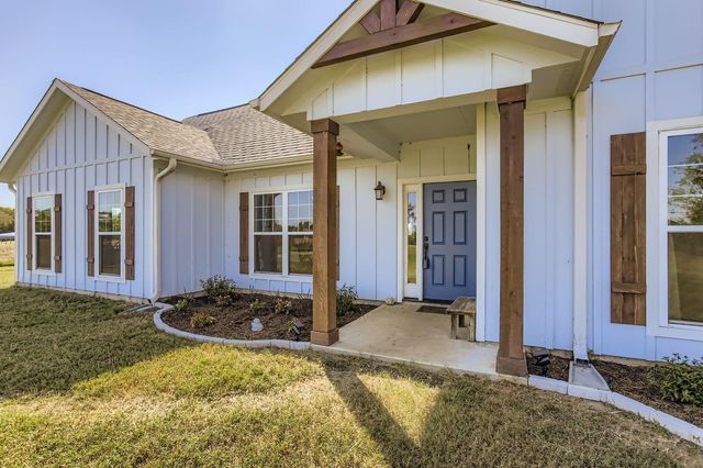 32123 A Howell Road, Waller, TX 77484