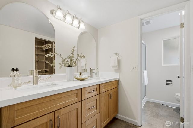 13232 NE 130th Place, Kirkland, WA 98034
