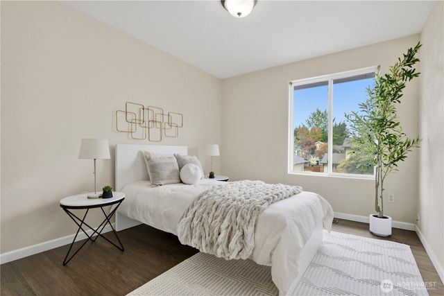 13232 NE 130th Place, Kirkland, WA 98034