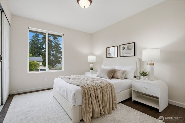 13232 NE 130th Place, Kirkland, WA 98034