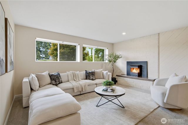 13232 NE 130th Place, Kirkland, WA 98034