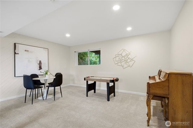 13232 NE 130th Place, Kirkland, WA 98034