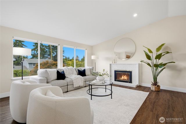 13232 NE 130th Place, Kirkland, WA 98034