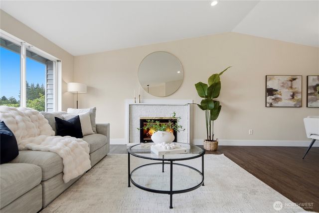 13232 NE 130th Place, Kirkland, WA 98034
