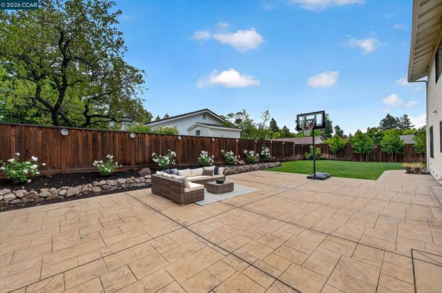 339 Alviso Way, Danville, CA 94526