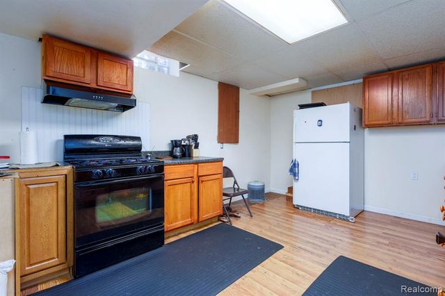 461 Tanner Drive, Troy, MI 48085