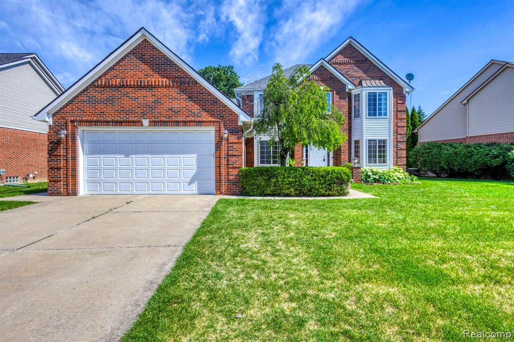 461 Tanner Drive, Troy, MI 48085