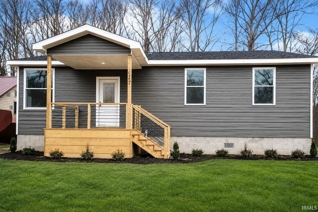 714 Bluewater Court, Monticello, IN 47960