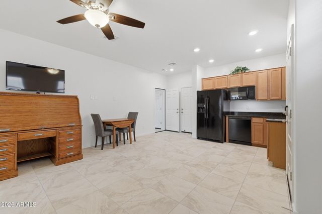 4151 W ACORN VALLEY Trail, New River, AZ 85087