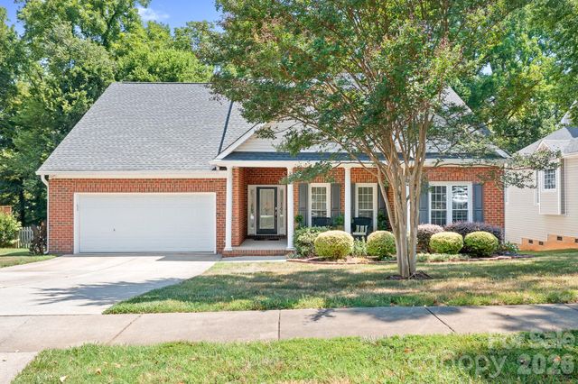 17324 Cambridge Grove Drive, Huntersville, NC 28078