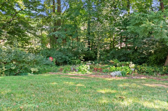 17324 Cambridge Grove Drive, Huntersville, NC 28078
