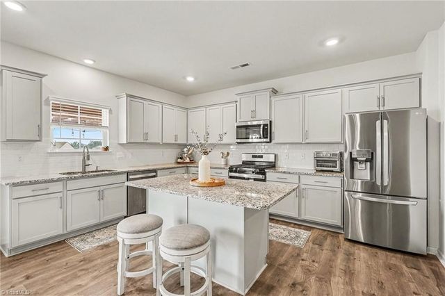 6400 Gatekeeper Street, Greensboro, NC 27455