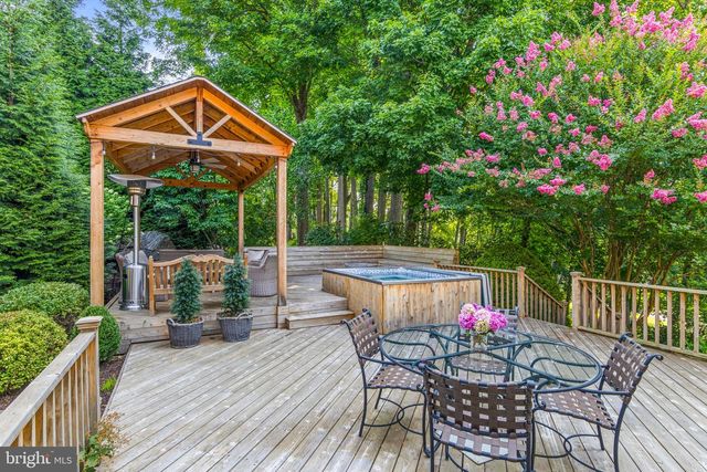 610 LINDSAY CIR, Villanova, PA 19085