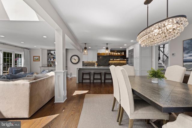 610 LINDSAY CIR, Villanova, PA 19085