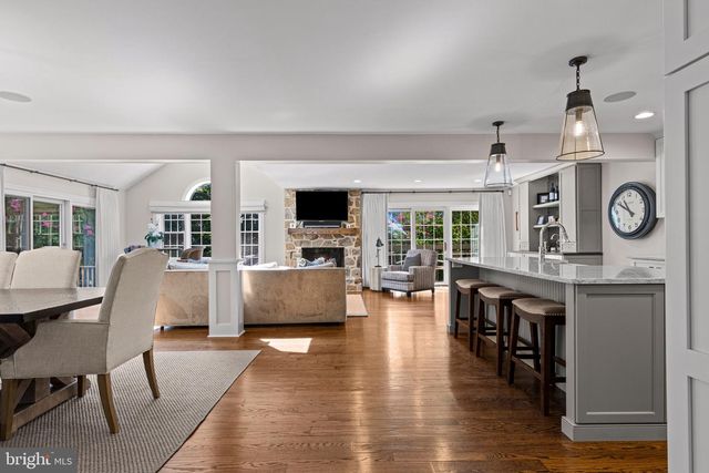 610 LINDSAY CIR, Villanova, PA 19085