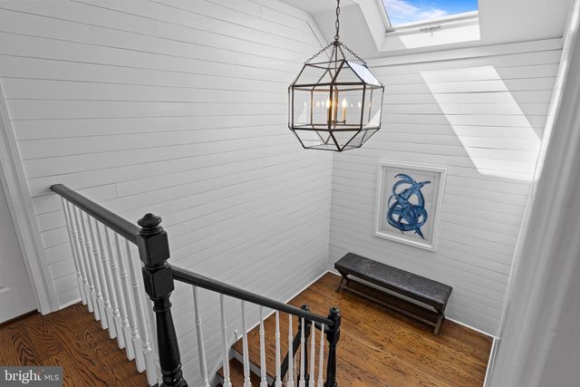 610 LINDSAY CIR, Villanova, PA 19085