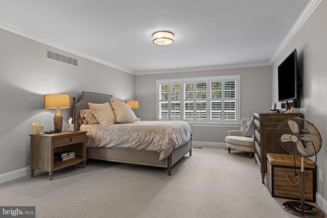610 LINDSAY CIR, Villanova, PA 19085