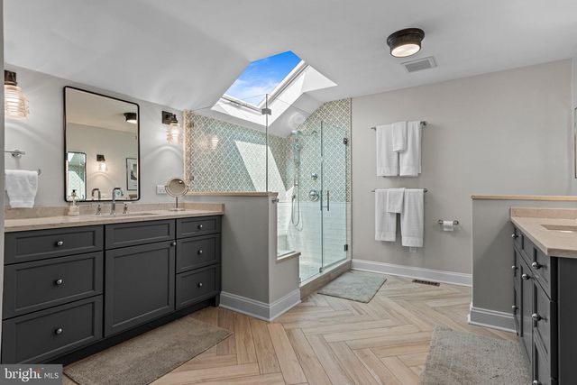610 LINDSAY CIR, Villanova, PA 19085