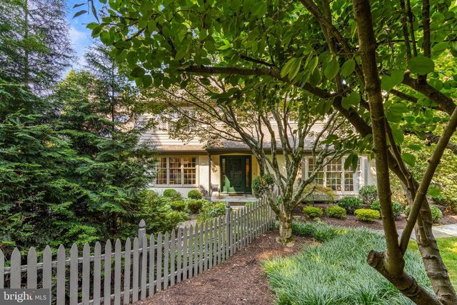 610 LINDSAY CIR, Villanova, PA 19085