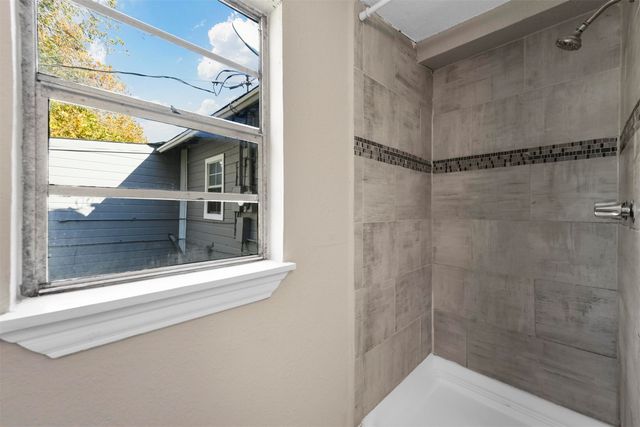 1502 Kent Drive, Arlington, TX 76010