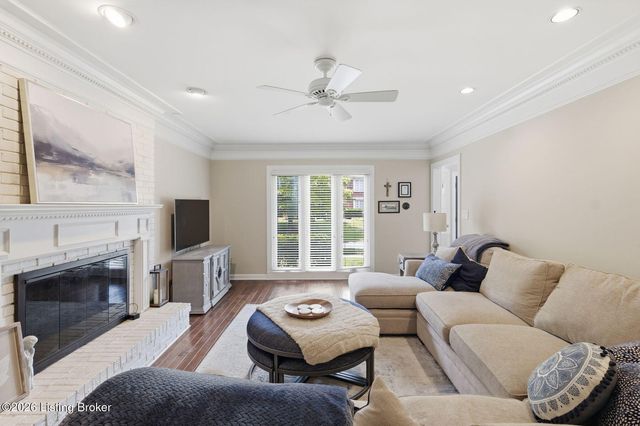 2707 Sycamore Woods Ct, Louisville, KY 40241