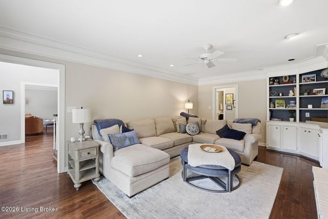2707 Sycamore Woods Ct, Louisville, KY 40241