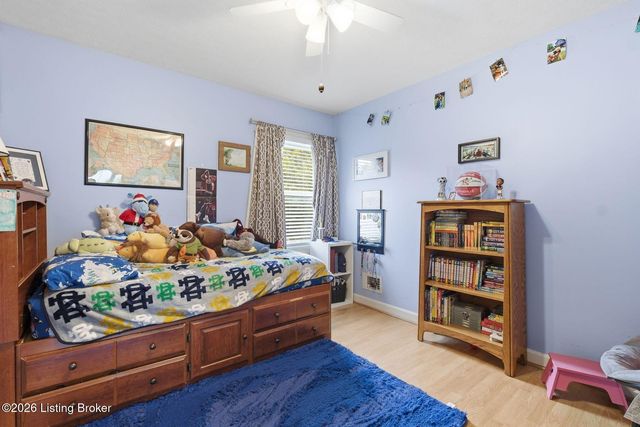 2707 Sycamore Woods Ct, Louisville, KY 40241