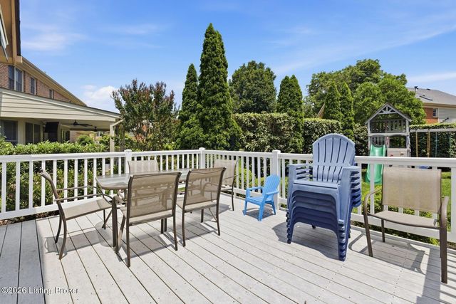 2707 Sycamore Woods Ct, Louisville, KY 40241