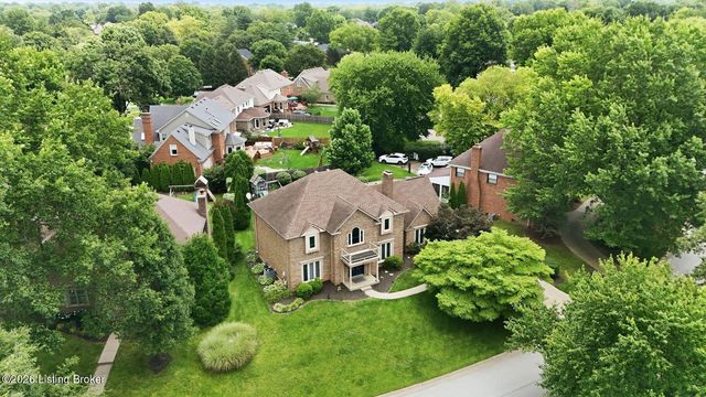 2707 Sycamore Woods Ct, Louisville, KY 40241
