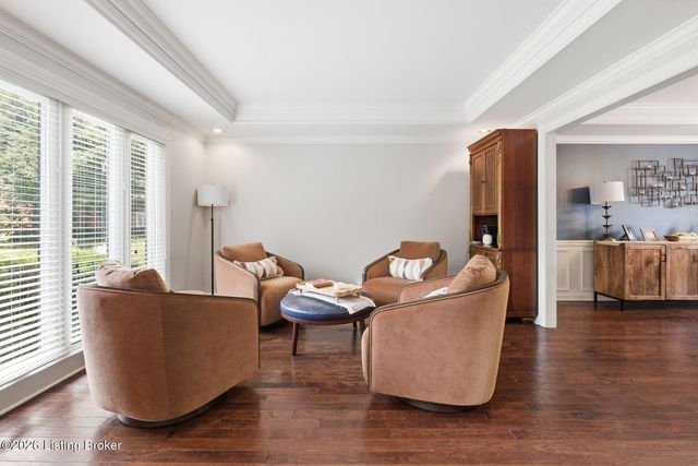 2707 Sycamore Woods Ct, Louisville, KY 40241