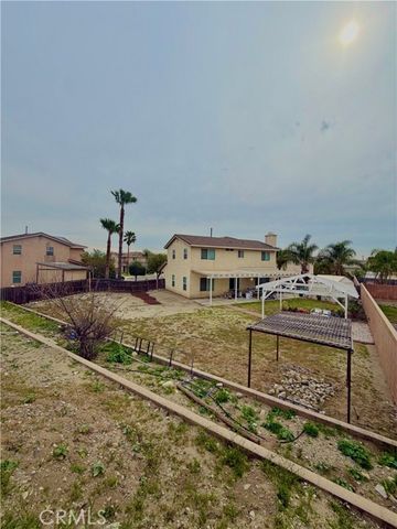 2522 N Phil Ochs Ave, Rialto, CA 92377