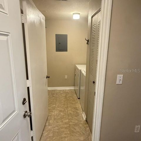 5536 METROWEST BOULEVARD 8-201, Orlando, FL 32811