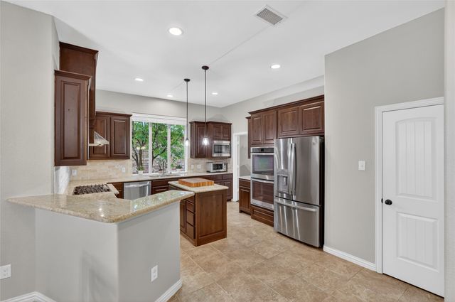 3505 Meadow Bluff Lane, Sachse, TX 75048