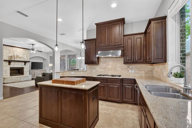 3505 Meadow Bluff Lane, Sachse, TX 75048