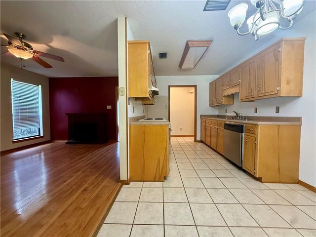 21 Oakview Drive, Saraland, AL 36571