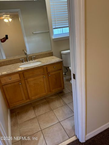 6725 NEWGATE Circle E, Jacksonville, FL 32244