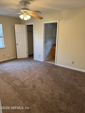 6725 NEWGATE Circle E, Jacksonville, FL 32244