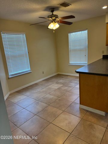 6725 NEWGATE Circle E, Jacksonville, FL 32244