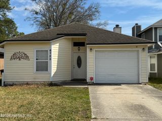 6725 NEWGATE Circle E, Jacksonville, FL 32244