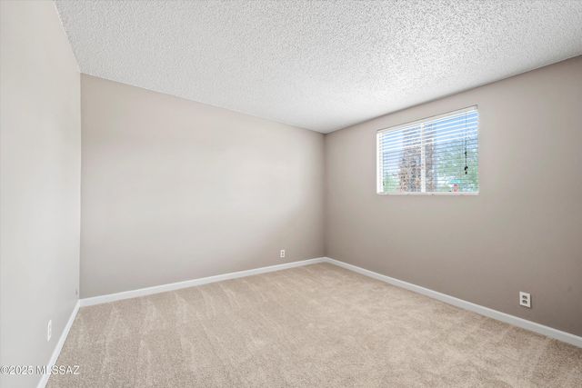 7902 E Winnepeg Drive, Tucson, AZ 85730