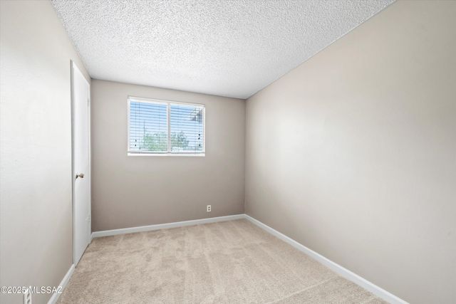 7902 E Winnepeg Drive, Tucson, AZ 85730