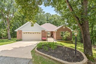 5 Sunderland Lane, Bella Vista, AR 72714