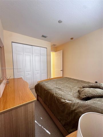 606 Mariner Bay Blvd 1, Fort Pierce, FL 34949