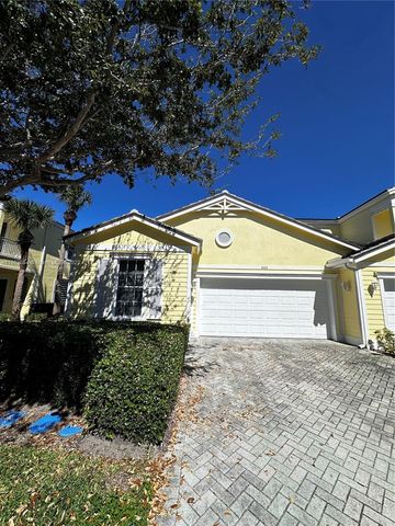 606 Mariner Bay Blvd 1, Fort Pierce, FL 34949