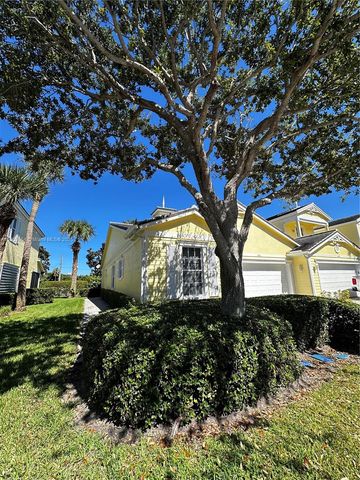 606 Mariner Bay Blvd 1, Fort Pierce, FL 34949